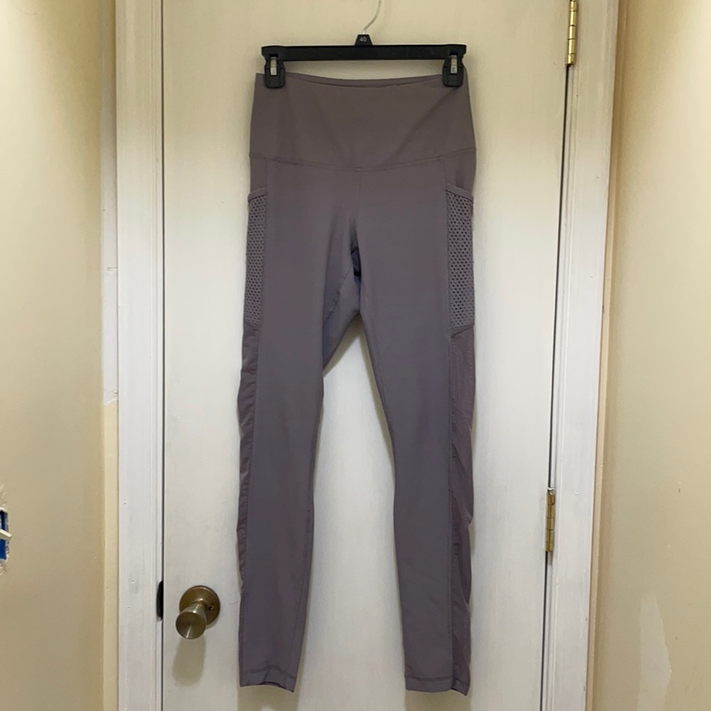 90 degree light purple leggings